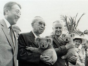 ピーターセンQLD首相と