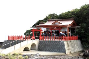 釜蓋神社1